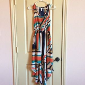 Hi-lo geometric dress